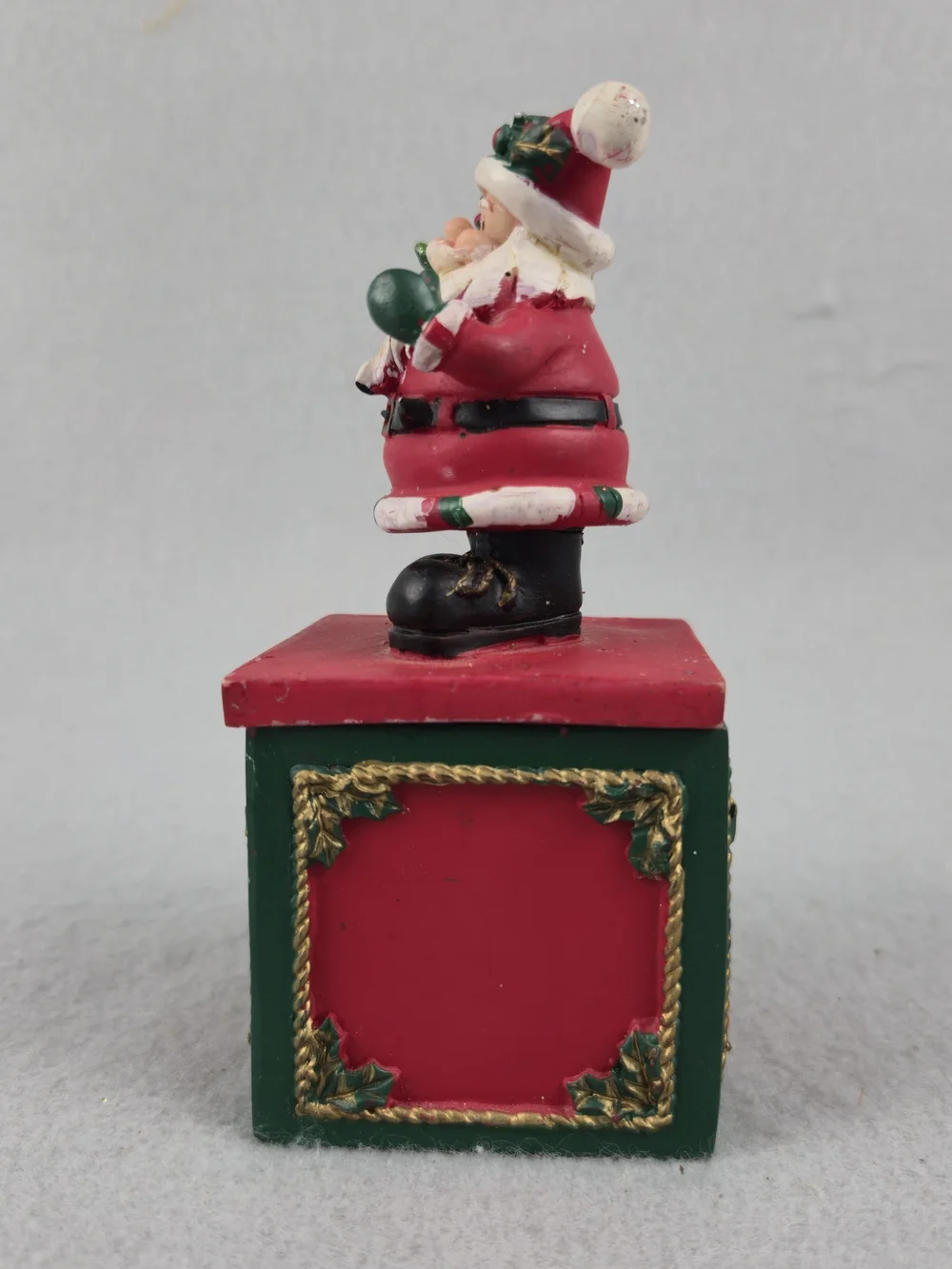 Vintage Hand Painted Santa Claus Resin Christmas Trinket Box Happy Holidays